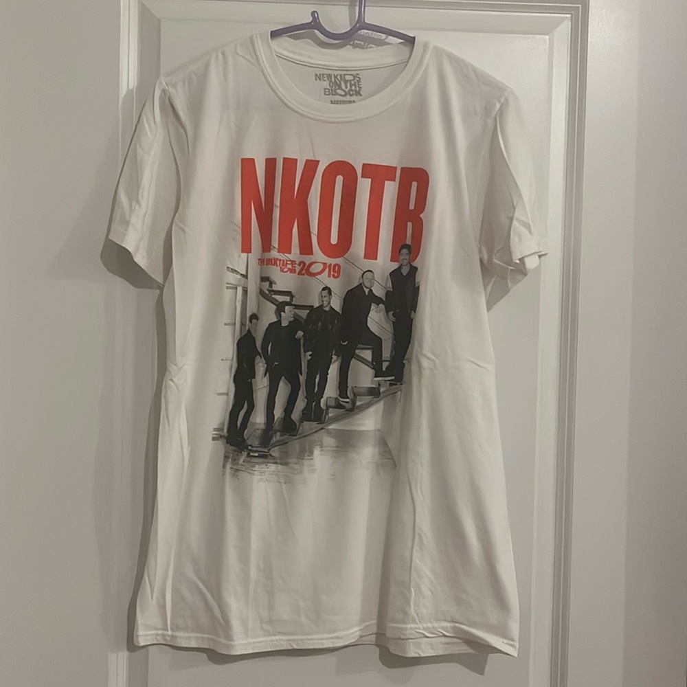 New Kids on the Block NKOTB The Mixtape Tour 2019 t-shirt. Medium.